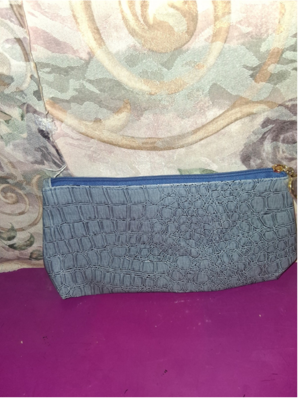 New Blue Croc-Embossed Faux Leather Makeup Bag with Zipper and Gold Ring Pull